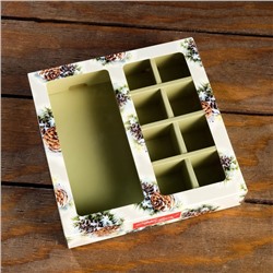 Коробка под 8 конфет + шоколад, с окном, «Шишки»,17.7×17.85×3.85 см