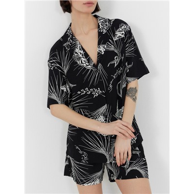 КОМПЛЕКТ ЖЕНСКИЙ (ЖАКЕТ, ШОРТЫ) 592460-2