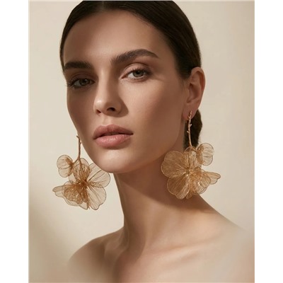 Стильные серьги