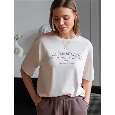 Футболка из премиального хлопка с авторским принтом фольгой