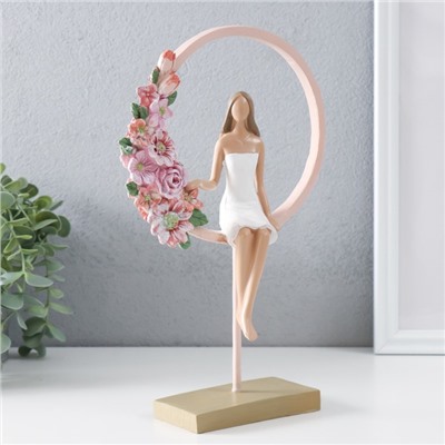 Фигурка полистоун «Девушка сидит в розовом кольце с цветами», 16×6×25.5 см