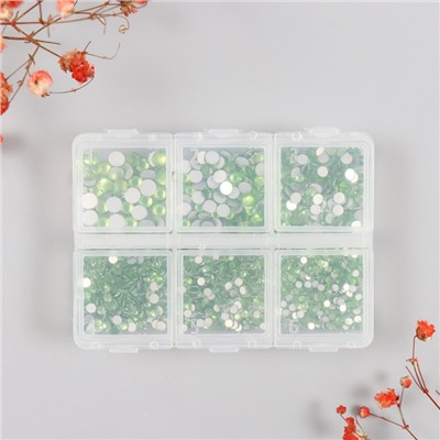 Декор для творчества стекло «Стразы. Зелёный», d=2-4.8 мм, набор 1188 шт., 6×8×1.5 см