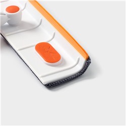 Щётка для окон Raccoon, фиксатор, стальная телескопическая ручка 93(137) см, насадка из микрофибры 28×7 см