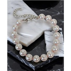 Стильный браслет из бусин