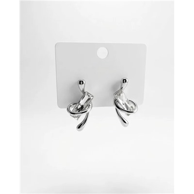 Стильные серьги