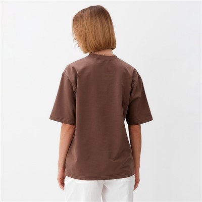 Футболка женская оверсайз с нашивкой MINAKU: One Most Brand, коричневая, размер 46