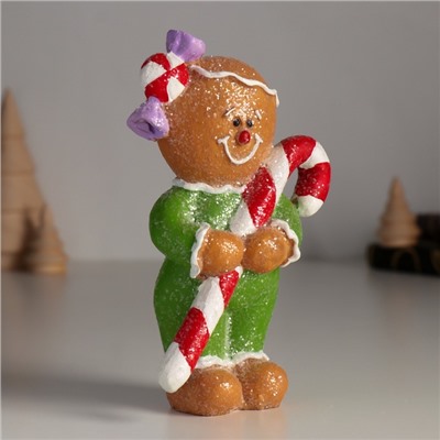 Фигурка полистоун «Пряничка с конфеткой и леденцом», 4.5×8.5×14 см