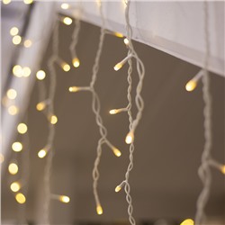 УЦЕНКА Гирлянда «Бахрома» 4×0.6 м, IP44, белая нить, 180 LED, свечение тёплое белое, 8 режимов, 220 В