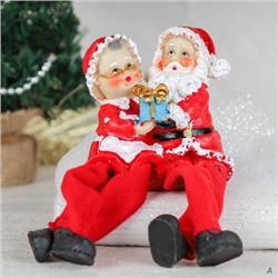 Фигурка Бабушка и Дедушка мороз, висячие ножки / CHR21 /уп 96/Новый год