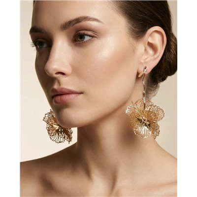 Стильные серьги