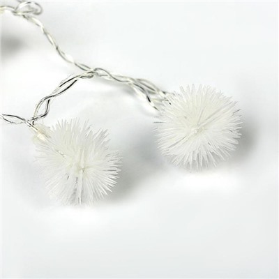 УЦЕНКА Гирлянда «Занавес», 2×1.5 м, с насадками «Ёжики», IP20, 360 LED, 220 В, 8 режимов, прозрачная нить, свечение синее