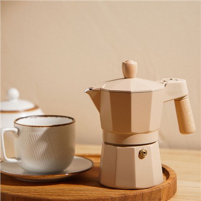 Кофеварка гейзерная SL Home «Ферамо», 150 мл, 11×15.5×12 см, цвет бежевый