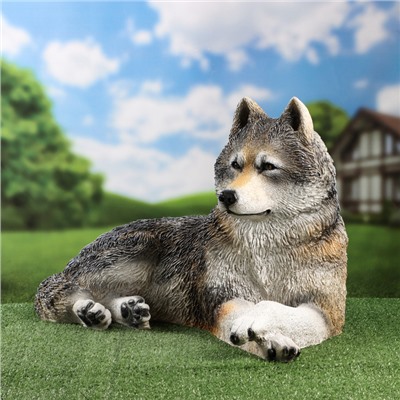 Садовая фигура из полистоуна «Волчица», 43×44×65 см