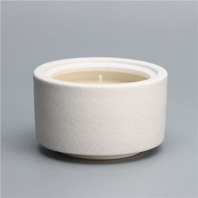 Ароматическая свеча в банке Soy WAX, английская груша и фрезия, белая, 9×9 см