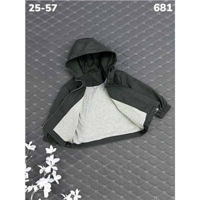 Ветровка 681 зелёный