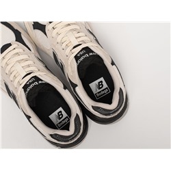 Кроссовки New Balance 990 v3