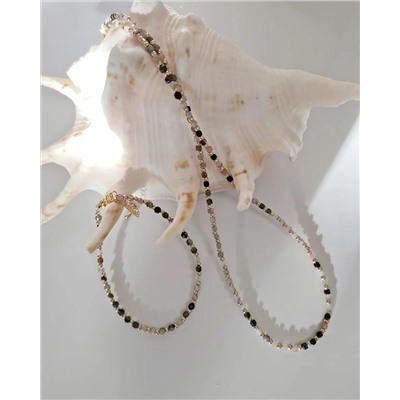 Комплект из натуральных камней и кристаллов