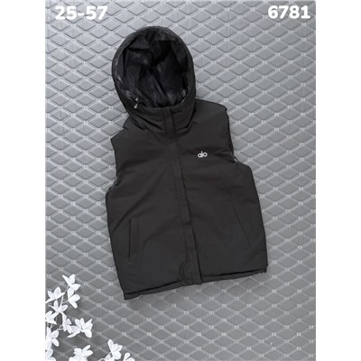 Жилет 6781 черный