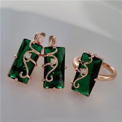 Комплект ювелирной бижутерии коллекция "Дубай" серьги и кольцо 19 р, покрытие позолота, вставка: фианиты, цвет: изумрудный, арт.414.021-19