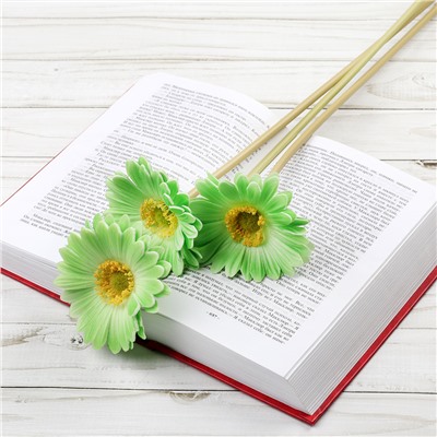 Цветок искусственный Гербера 43 см зеленый / 1501 /уп 56/260/ латэкс