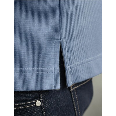 Лонгслив из мягкого фактурного трикотажа с плетеным воротником поло на молнии