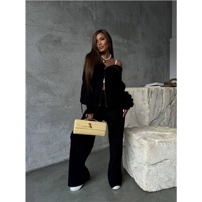 Спортивный костюм #23069371