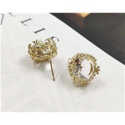 Серьги стильные