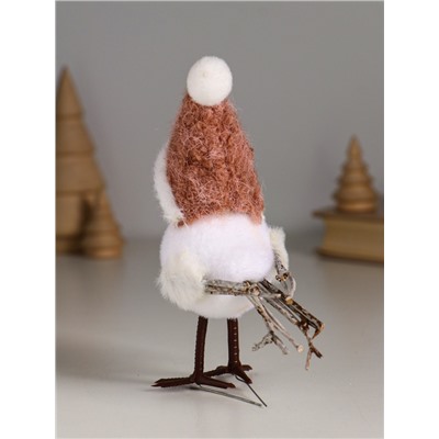Фигурка «Белая птичка в колпаке и бабочке на веточке ели», 5.3×9.5×14 см