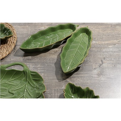 Блюдо сервировочное Доляна «Лист», 25×9×2.8 см, цвет зелёный