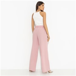 Брюки в полоску, Повышение не за горами