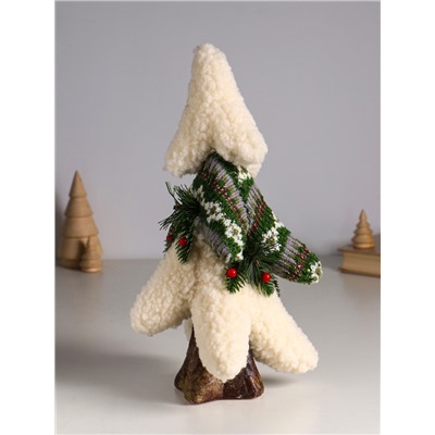Фигурка «Вязаная ель с ягодками», 15×15×33 см