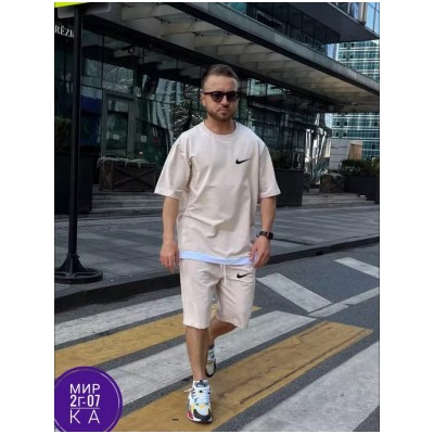 Спортивный костюм #22972653