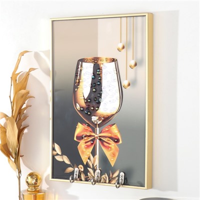Ключница настенная декоративная «Праздничный бокал», 3 крючка на панно, пластик, МДФ, стразы, золото, 19.3×1.8×29 см