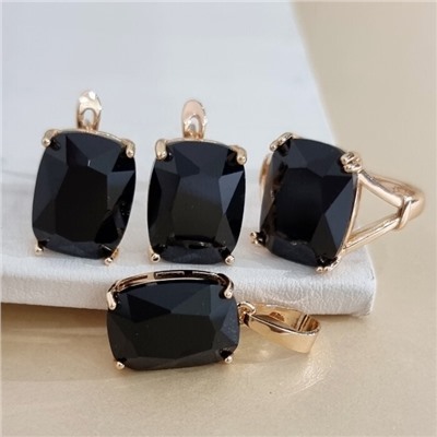 Комплект ювелирной бижутерии коллекция "Дубай" серьги, кулон и кольцо 18 р, покрытие позолота, вставка: стекло, цвет: черный, арт.313.471-18