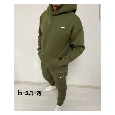 Спортивный костюм #22490584