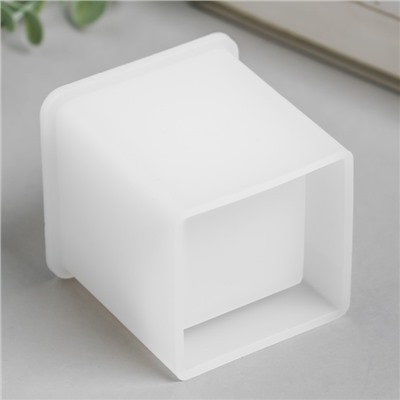 Молд силиконовый «Подсвечник квадратный» 5.7×5.7×6.2 см