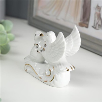 Фигурка керамика «2 голубя воркуют», со стразами, 3.5×9.7×8.5 см