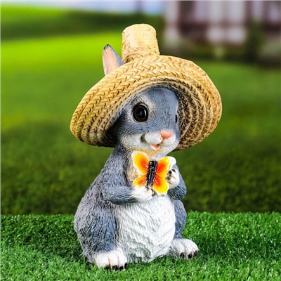 Садовая фигура из полистоуна «Зайка в соломенной шляпе с бабочкой», 19×12×14 см, МИКС