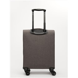 679 02 20" Чемодан