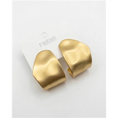 Стильные серьги