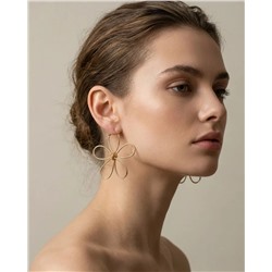 Стильные серьги