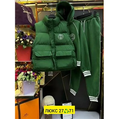 Спортивный костюм #23345248
