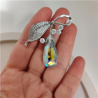 Брошь с кристаллами Swarovski