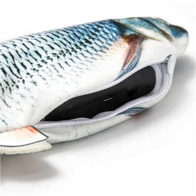 Игрушка для кошек «Подлещик», 28 см, с двигающимся хвостом, с USB-зарядкой