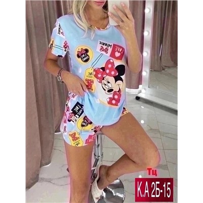 костюм