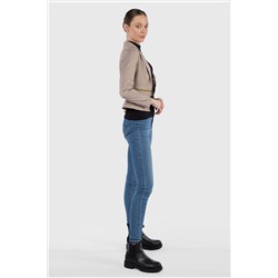 08-0002 Ветровка