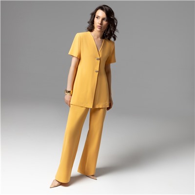 Брючный костюм с разрезами, На шаг впереди моды (яркий)