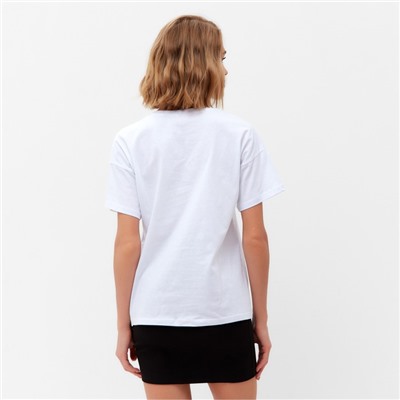 Футболка женская MINAKU с фирменным принтом, цвет белый, размер 44