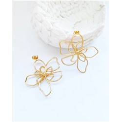 Стильные серьги