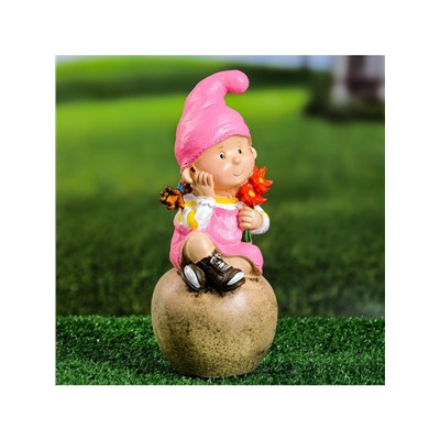 Садовая фигура из полистоуна «Девочка на шаре», 13×10×24 см, МИКС